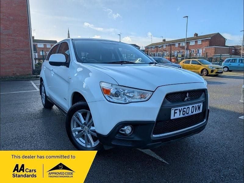 Used Mitsubishi ASX 115 HP (84 kW) 2010 White SUV