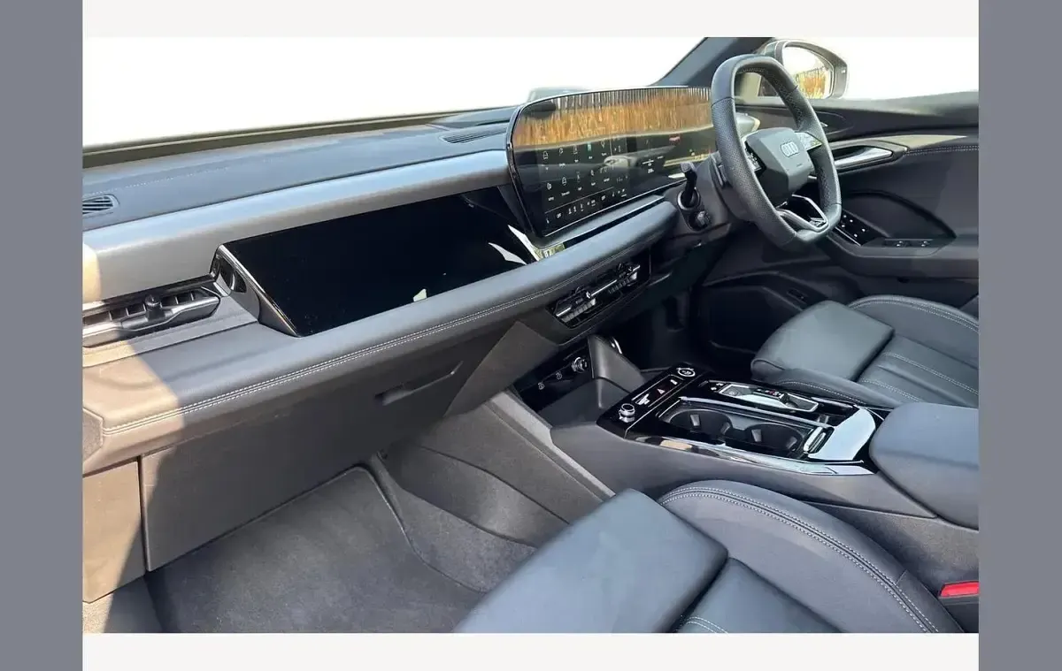 Used Audi Q6 e-tron S-Line 284 kW (387 HP) 2025 Grey SUV