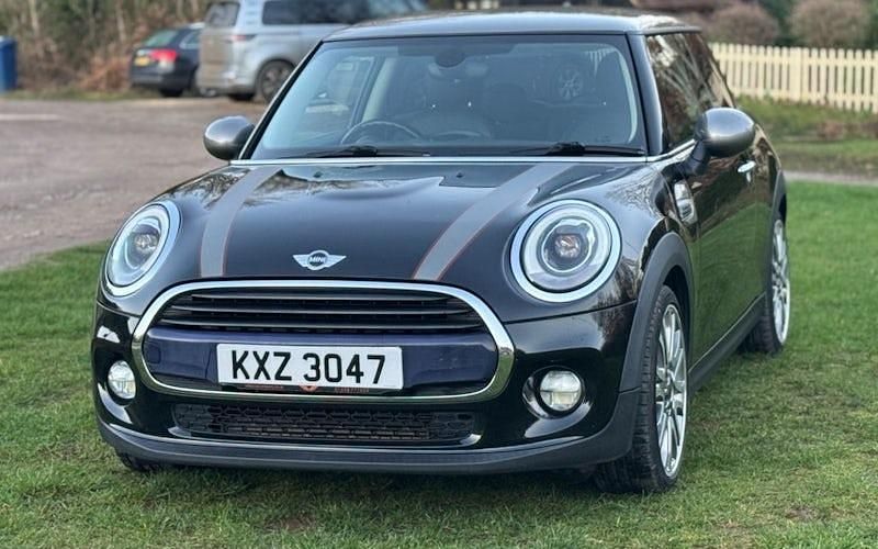 Used Mini Cooper Hatch 136 HP (100 kW) 2017 Black Hatchback
