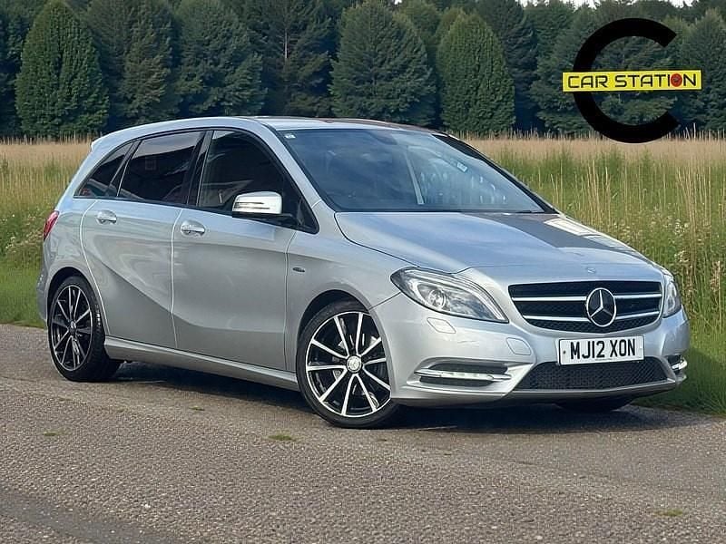 Used Mercedes B180 2012 Silver MPV