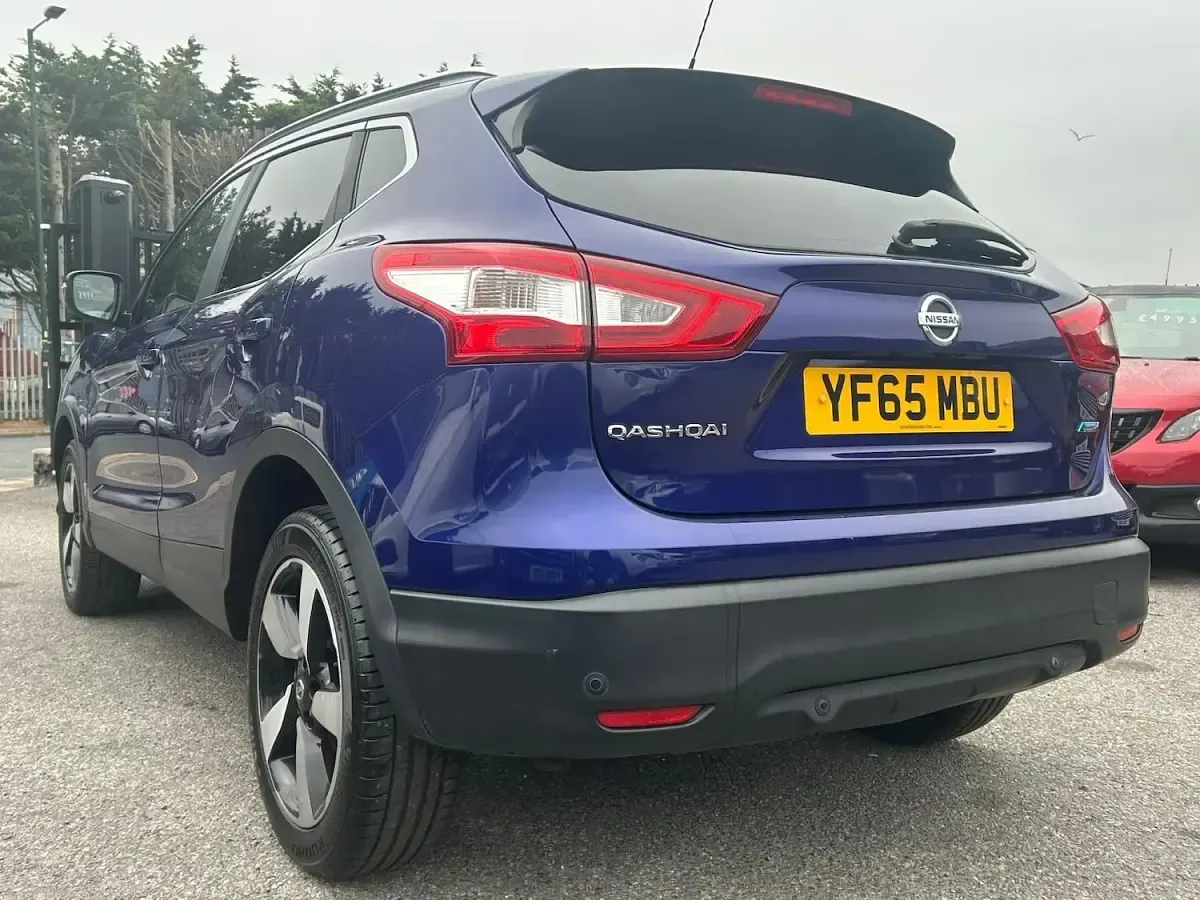 Used Nissan Qashqai N-TEC 110 HP (80 kW) 2015 Blue SUV