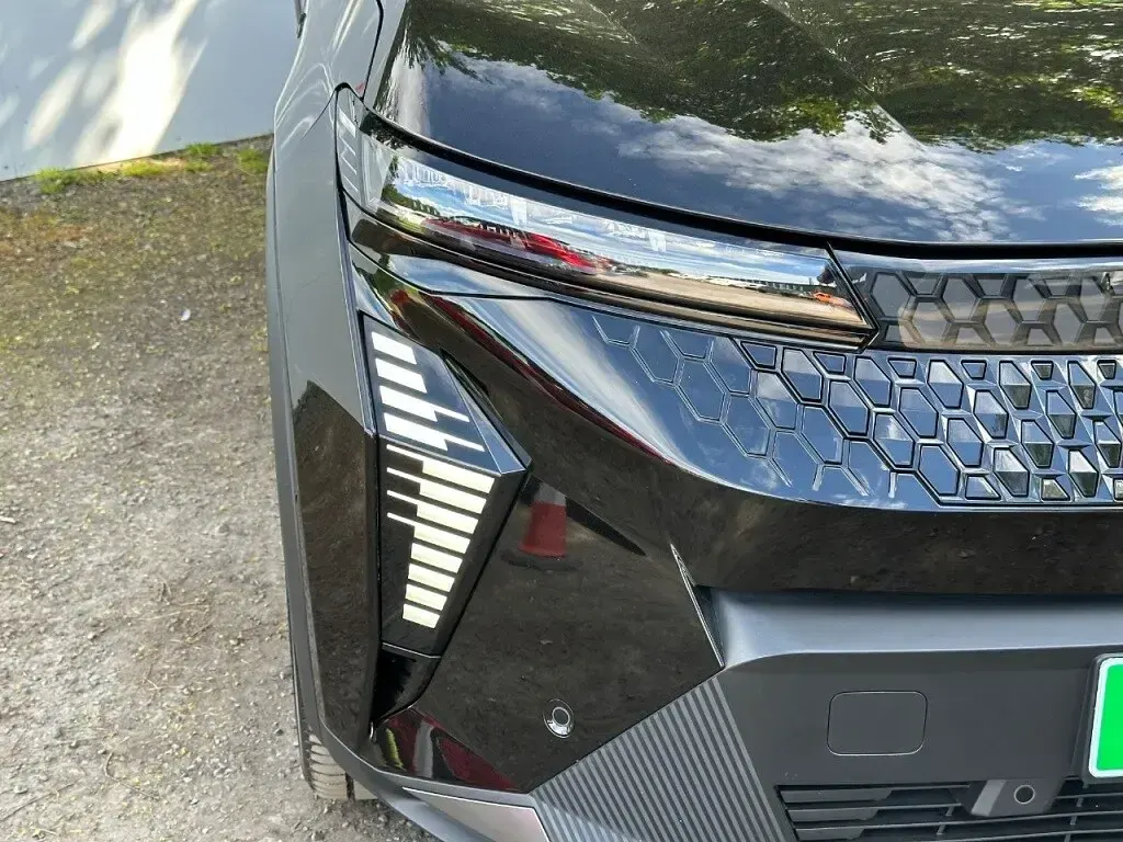 Used Renault Scenic E-Tech Esprit Alpine 160 kW (218 HP) 2025 Black SUV