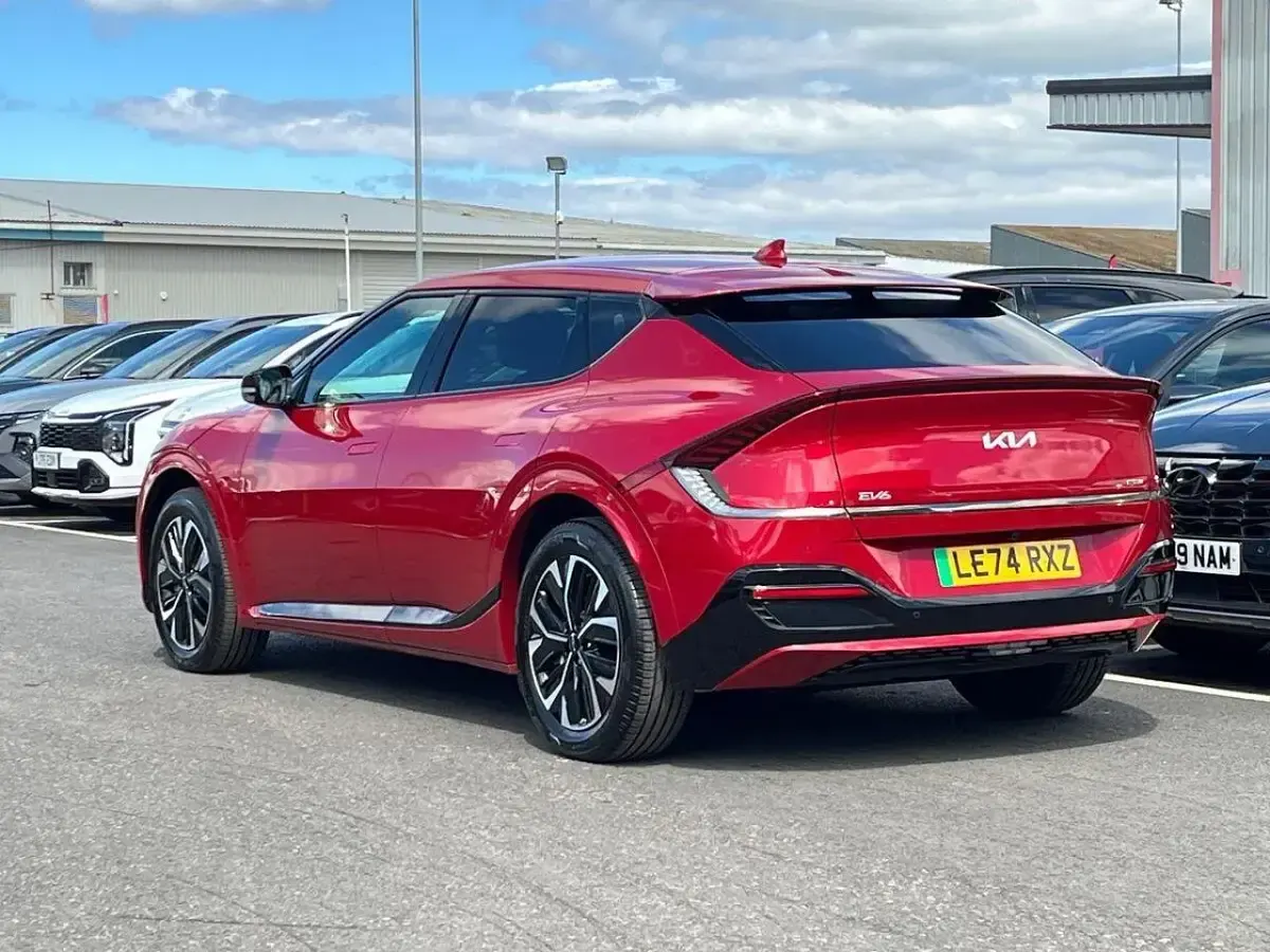 Begagnad Kia EV6 GT-Line 236 kW (321 HK) 2025 Röd SUV