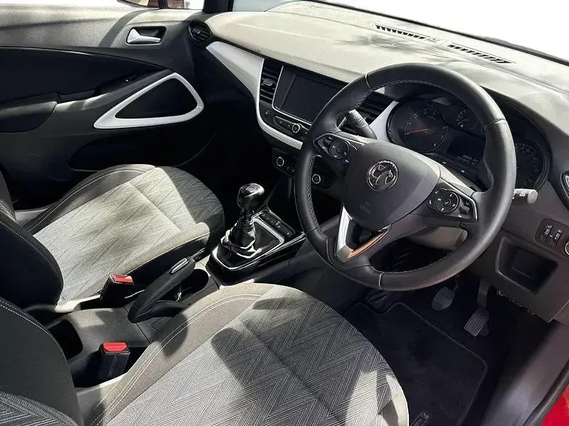 Used Vauxhall Crossland X 110 HP (80 kW) 2021 Red SUV