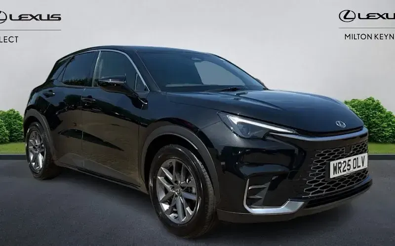 Used Lexus LBX 136 HP (100 kW) 2025 SUV