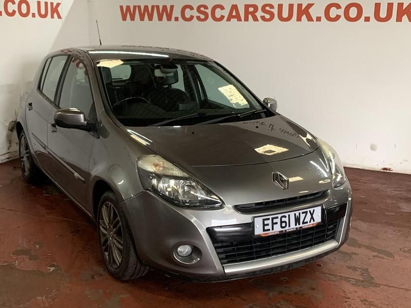 Used Renault Clio IV Dynamique 2012 Grey Hatchback