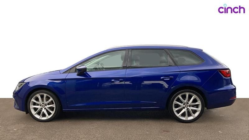 Blue Used 2019 Seat Leon FR Sport Estate | £11,999 (Good price) - Image 1/3