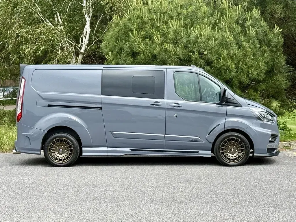 Used Ford Transit Custom Limited 185 HP (136 kW) 2021 Grey Van