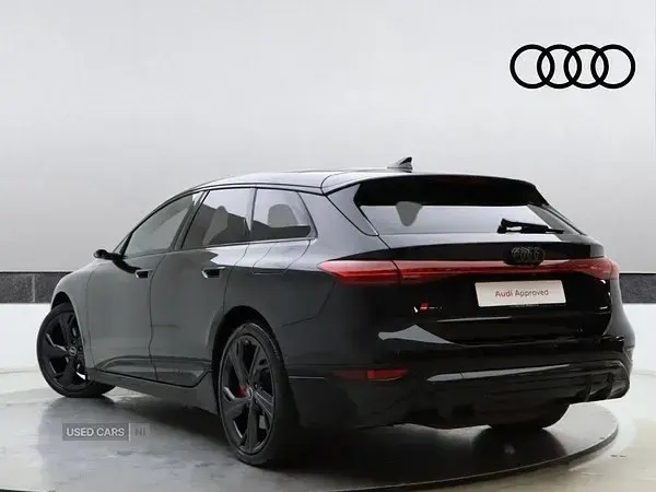 Begagnad Audi A6 e-tron Performance 269 kW (367 HK) 2025 Svart Kombi