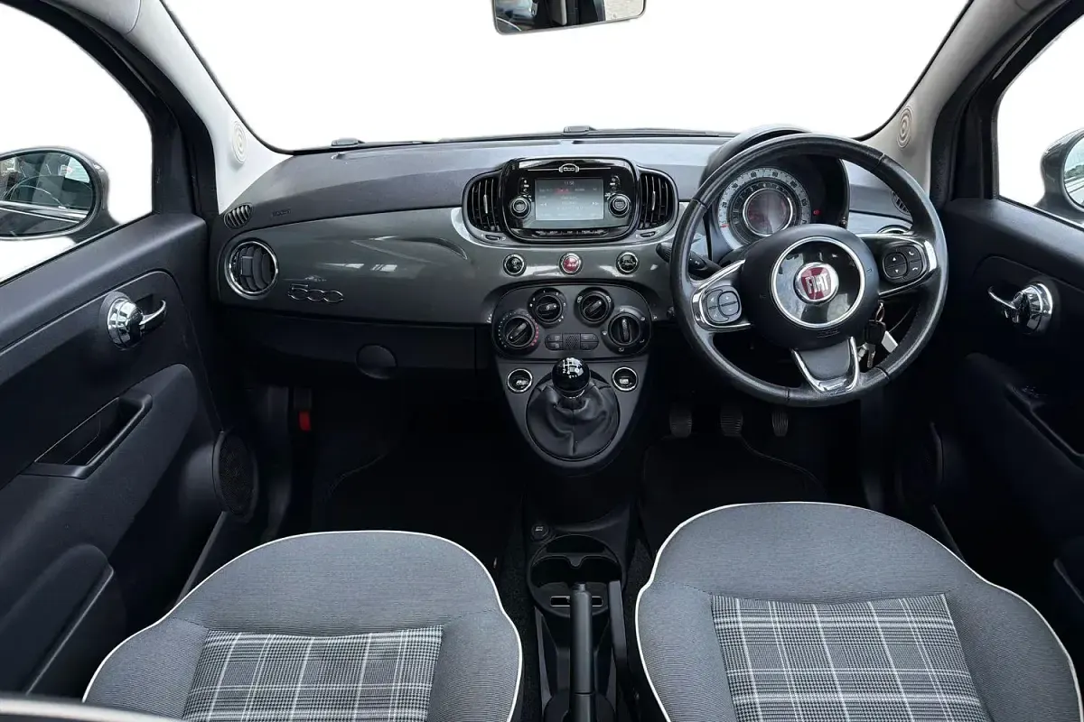 Used Fiat 500 Lounge 69 HP (50 kW) 2018 Grey Hatchback