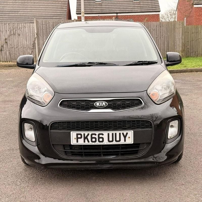 Used Kia Picanto 65 HP (47 kW) 2016 Black Hatchback