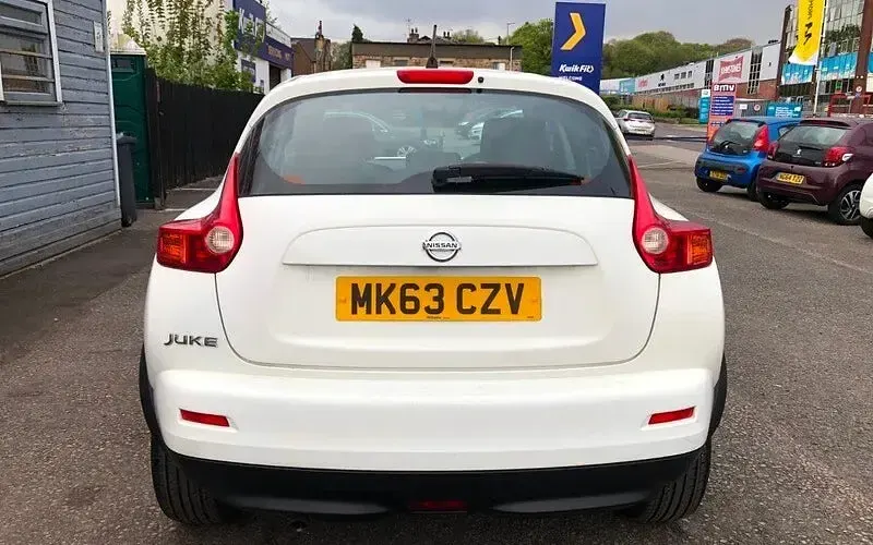 Used Nissan Juke Acenta 117 HP (86 kW) 2013 White SUV
