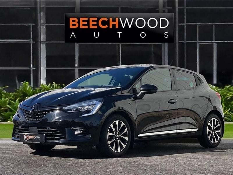 Used Renault Clio V Iconic 100 HP (73 kW) 2020 Black Hatchback
