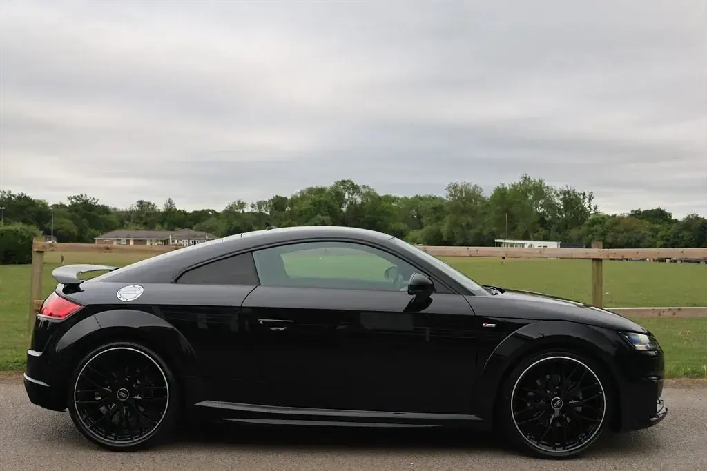 Used Audi TT Black Edition 245 HP (180 kW) 2020 Black Coupe