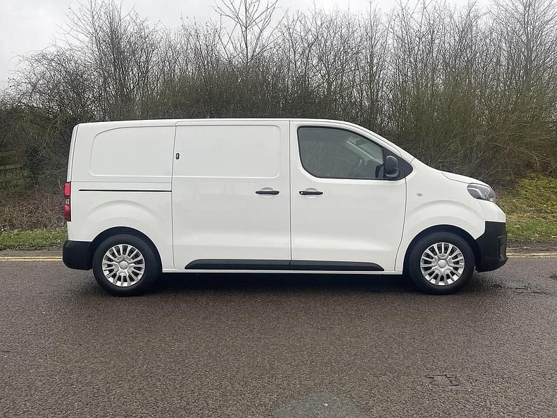 Used Toyota Proace 2021 White MPV