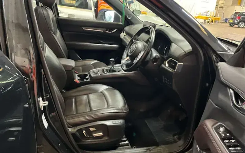 Used Mazda CX-5 Inclusive 165 HP (121 kW) 2021 Black SUV