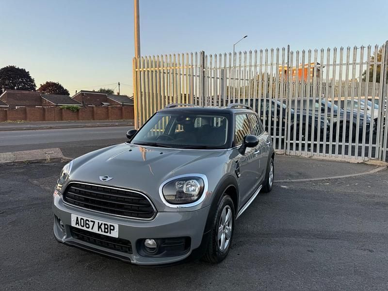 Grey Used 2017 Mini Cooper D Countryman SUV | £7,995 - Image 1/4