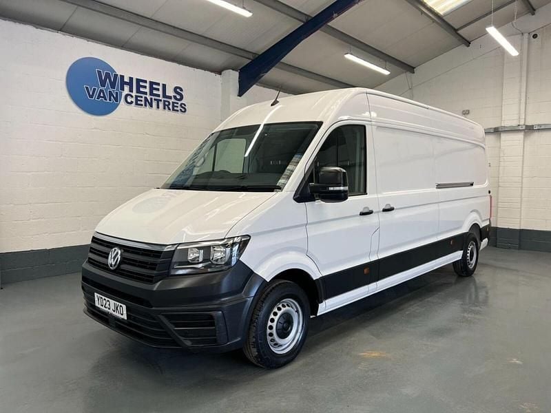 White Used 2023 VW Crafter Trendline Van | £22,790 (Good price) - Image 1/4