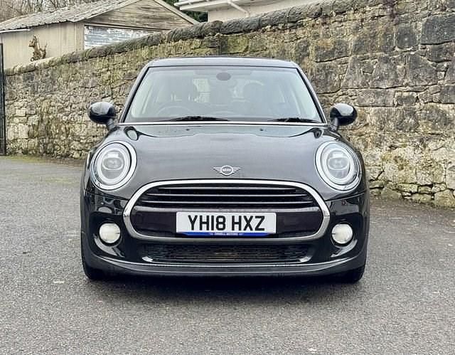 Used Mini Cooper Hatch 136 HP (100 kW) 2018 Black Hatchback