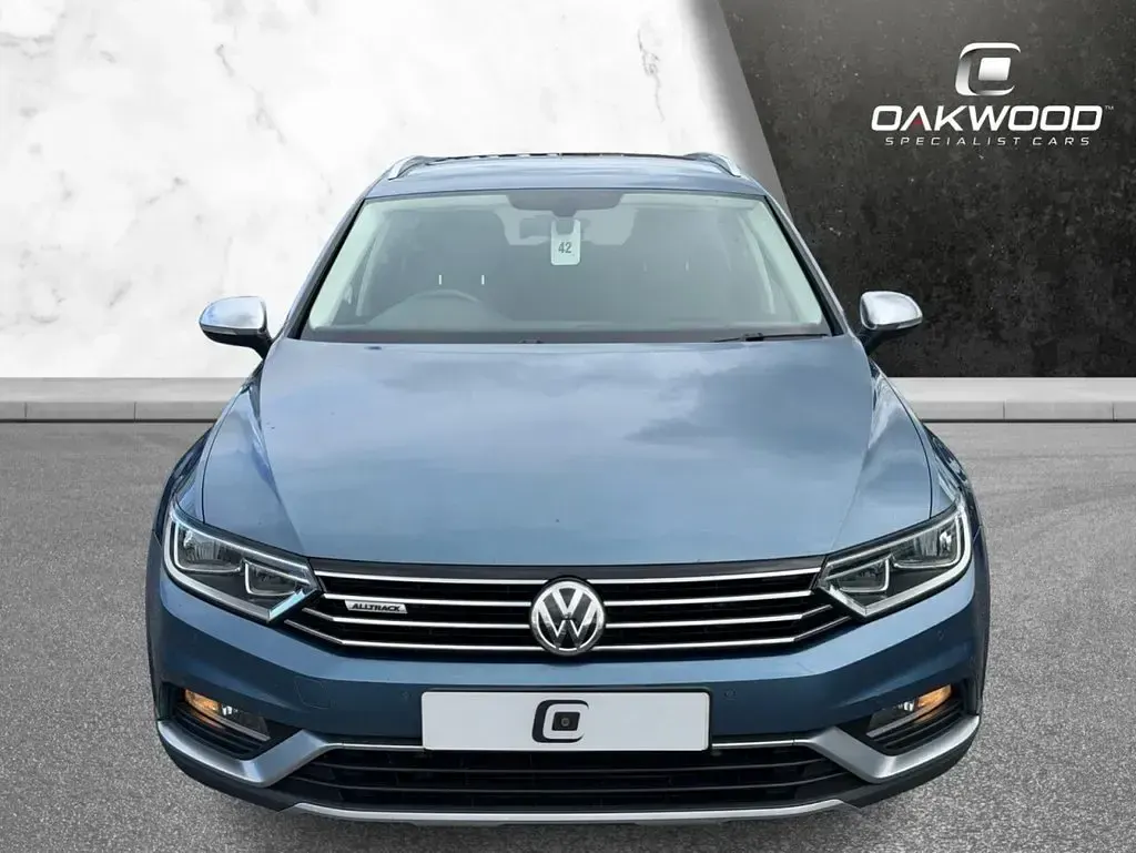 Used VW Passat Alltrack S 190 HP (139 kW) 2018 Blue Estate