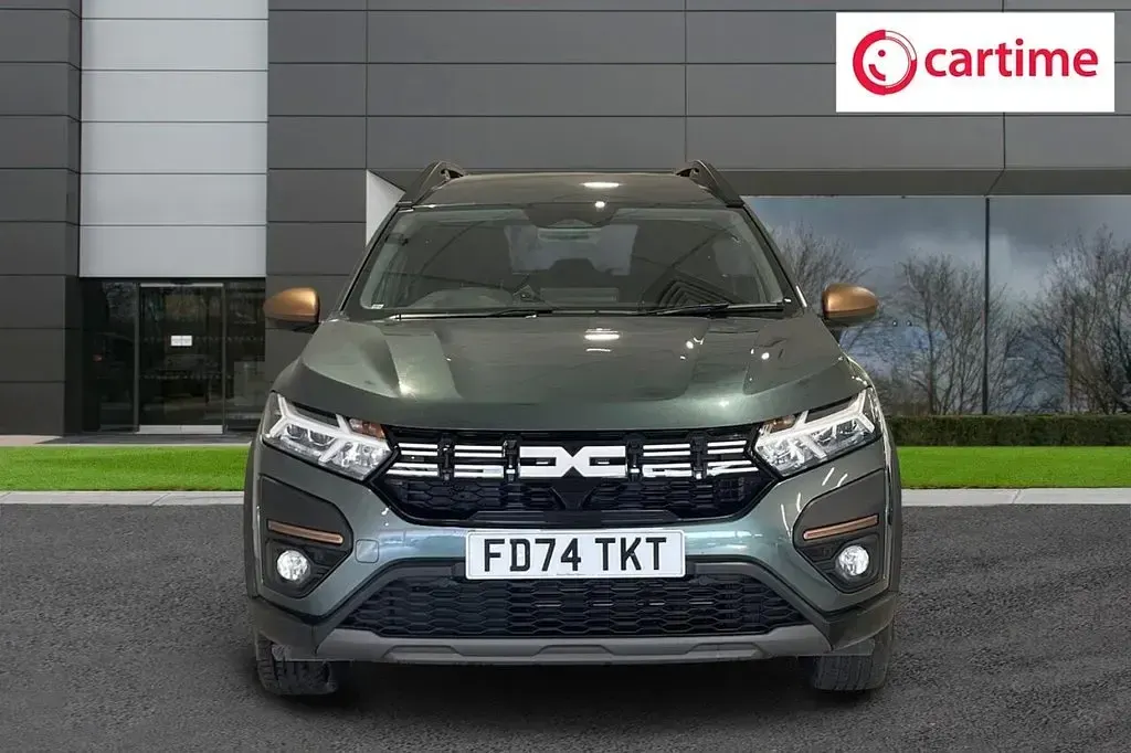 Used Dacia Jogger Extreme 140 HP (102 kW) 2025 Green MPV