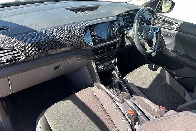 Used VW T-Cross SEL 115 HP (84 kW) 2019 Black SUV