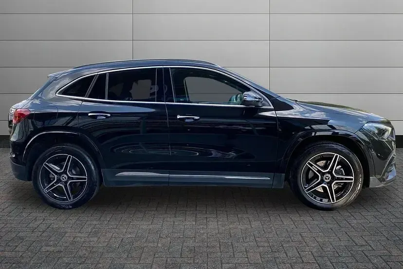 Used Mercedes E250 Executive 215 HP (158 kW) 2025 Cosmos black SUV