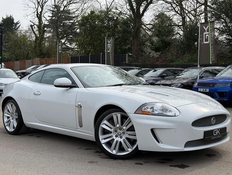 Used Jaguar XKR Supercharged 510 HP (375 kW) 2010 White Coupe