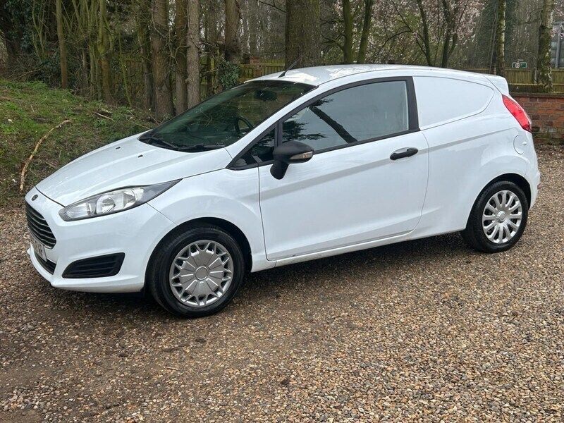 Usado Ford Fiesta 2016 Branco Citadino
