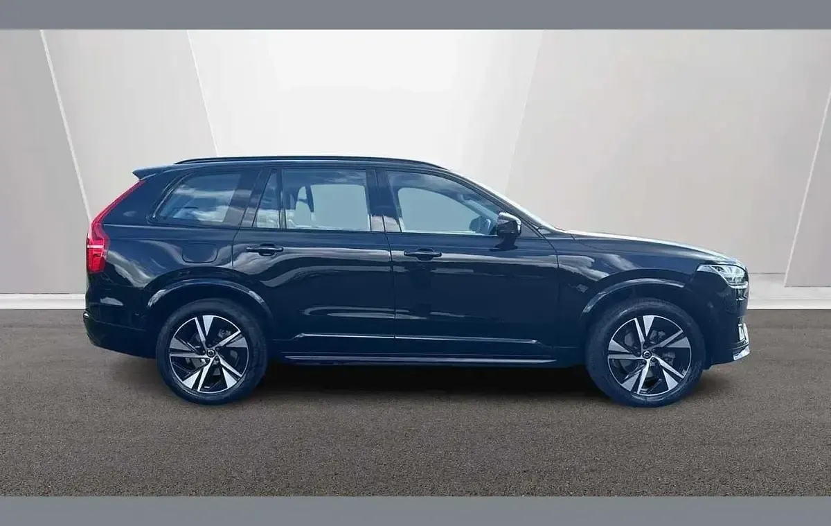 Used Volvo XC90 Plus 247 HP (181 kW) 2024 Black SUV