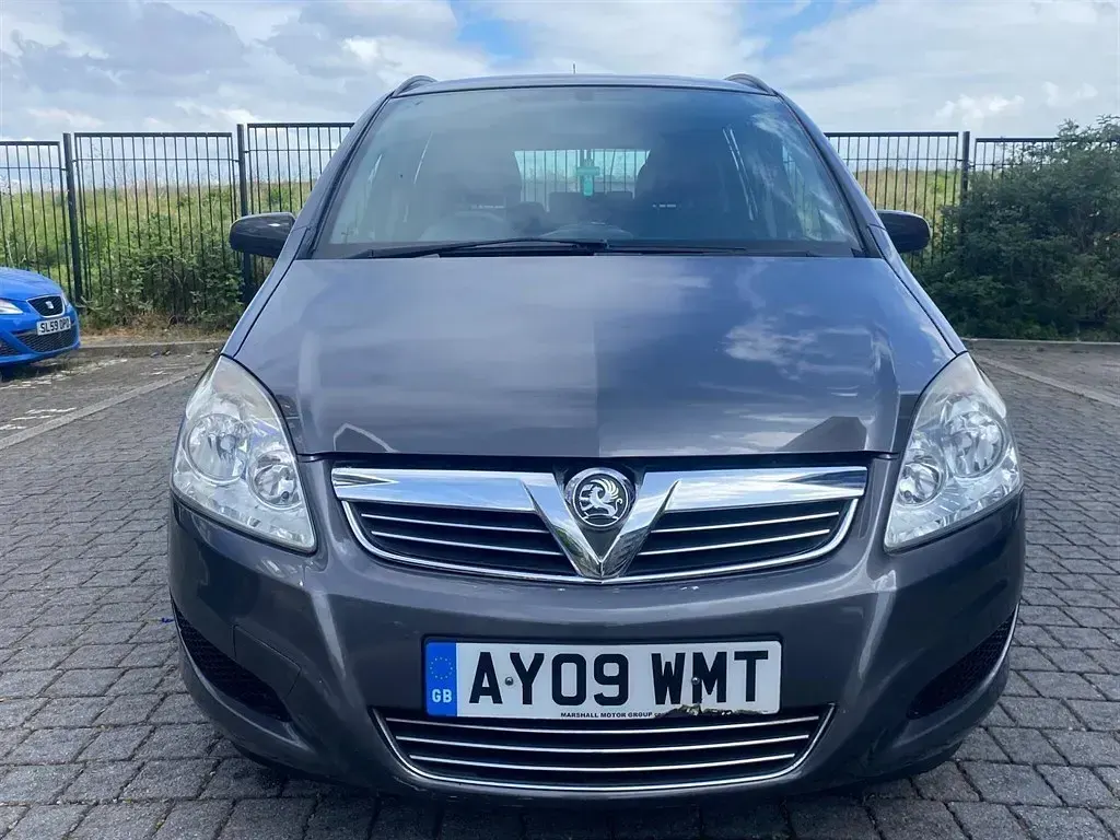 Używany Vauxhall Zafira 115 KM (84 kW) 2009 Szary Minivan
