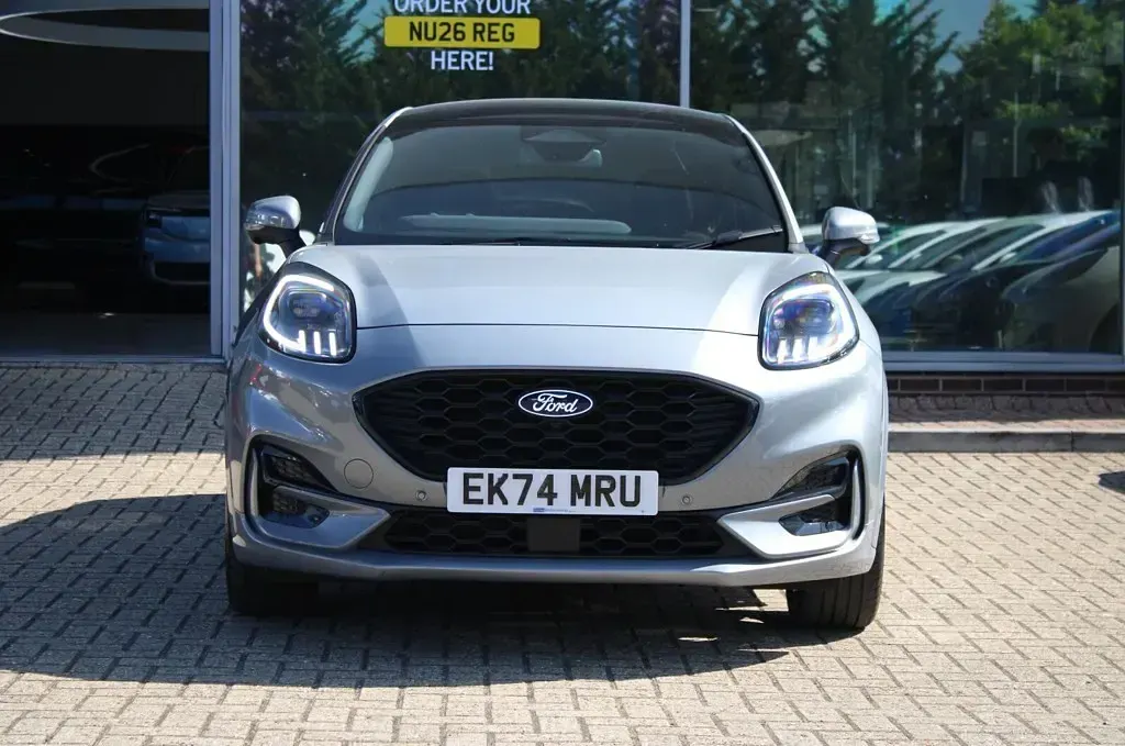 Käytetty Ford Puma ST-Line 2024 Hopea Katumaasturi