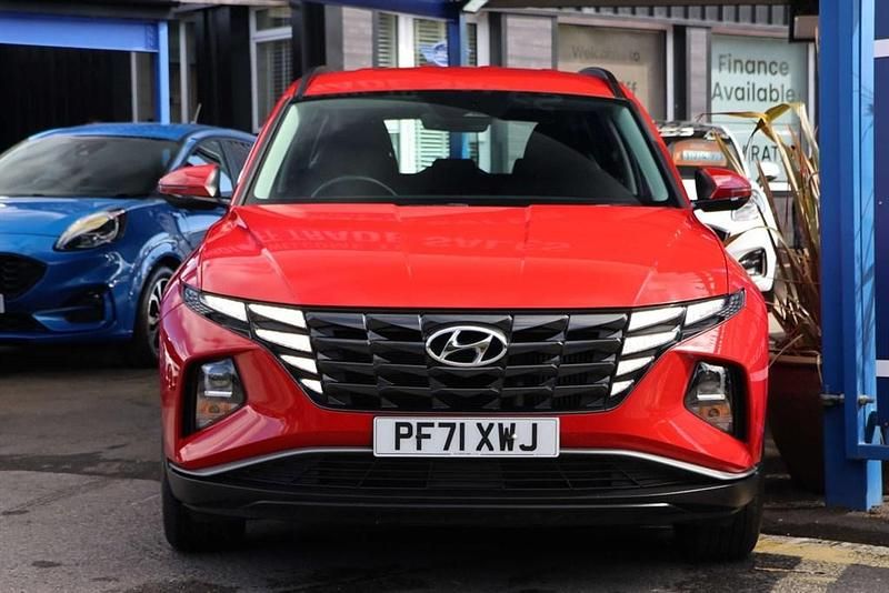 Usado Hyundai Tucson SE 2022 Rojo SUV