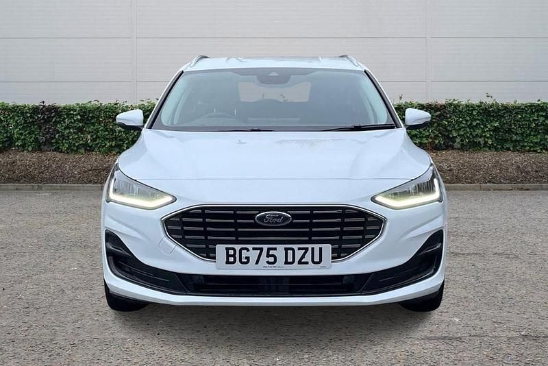 New Ford Focus Titanium X 2025 White Estate