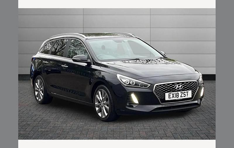 Used Hyundai i30 Premium 138 HP (101 kW) 2018 Black Estate