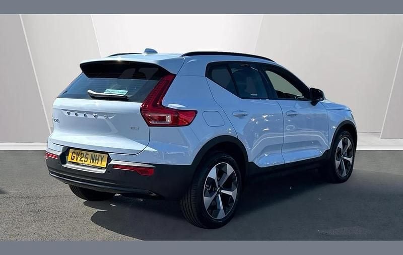 Used Volvo XC40 Plus 194 HP (142 kW) 2025 Silver SUV