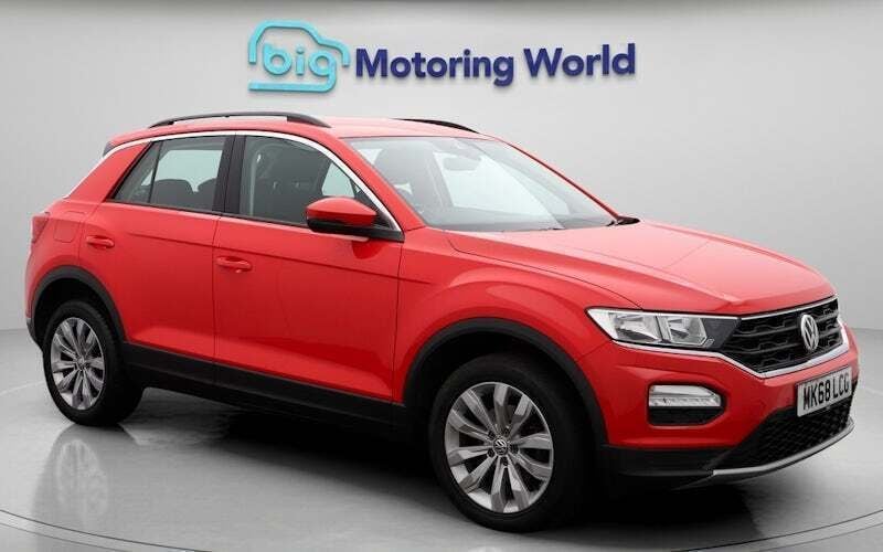 Used 2021 VW T-Roc SE SUV | £10,300 (Fair price) - Image 1/4