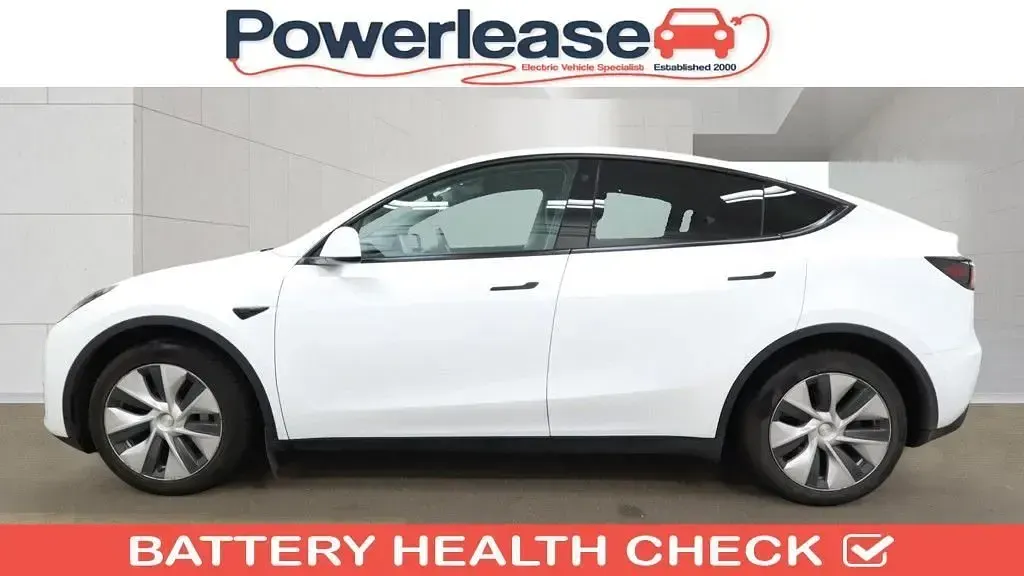 Used Tesla Model Y Long Range AWD 378 kW (514 HP) 2023 White SUV
