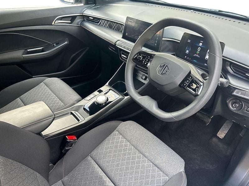 Used MG MG3 SE 194 HP (142 kW) 2025 White Hatchback