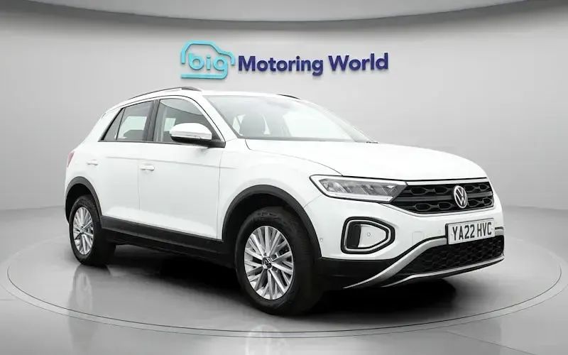 Used VW T-Roc Life 110 HP (80 kW) 2024 SUV
