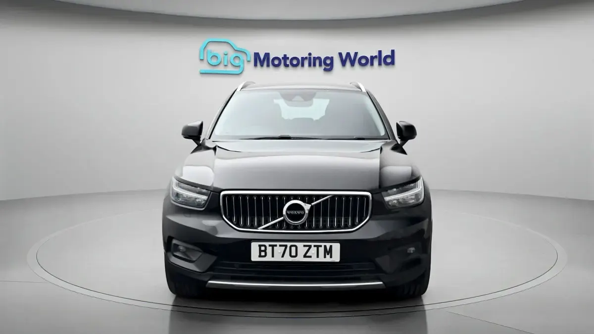 Used Volvo XC40 Inscription 262 HP (192 kW) 2020 Black SUV