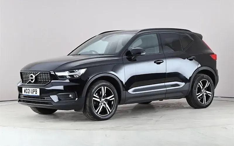 Usado Volvo XC40 R-Design 197 CV (144 kW) 2021 Negro SUV