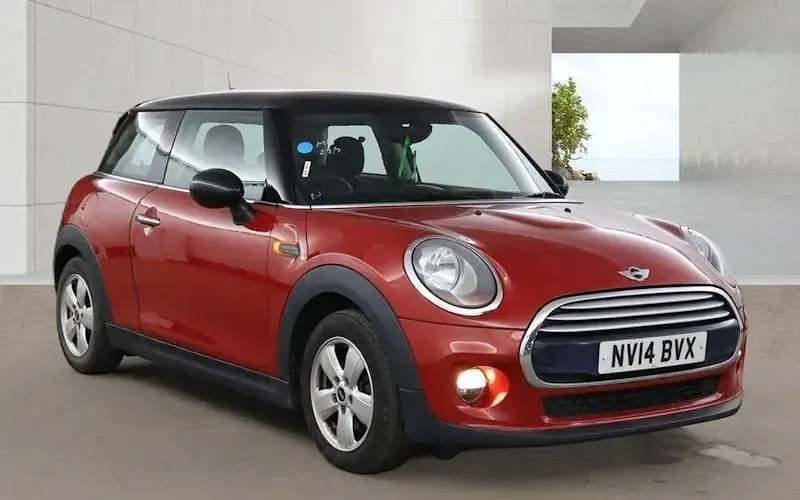 Used Mini Cooper Hatch 136 HP (100 kW) 2017 Hatchback