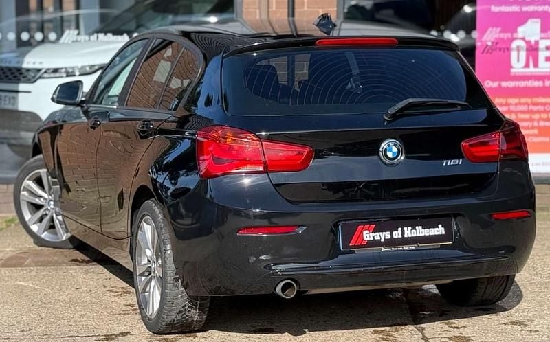 Used BMW 118 Sport Line 2018 Black Hatchback