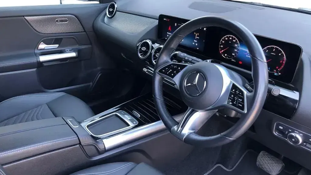 Used Mercedes GLA200 Executive 2023 Black SUV