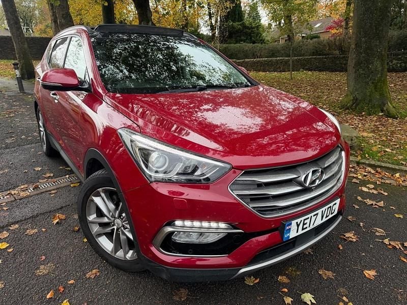 Red Used 2017 Hyundai Santa Fe Premium SE SUV | £11,495 (Good price) - Image 1/4