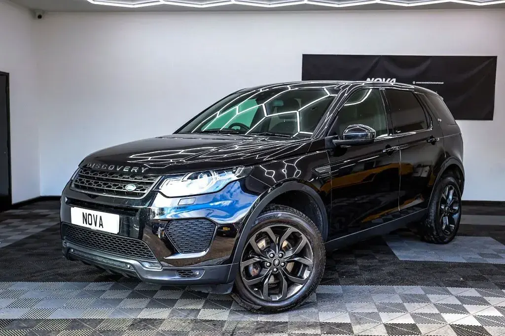 Second-hand Land Rover Discovery Sport Landmark 180 CP (132 kW) 2019 Negru SUV