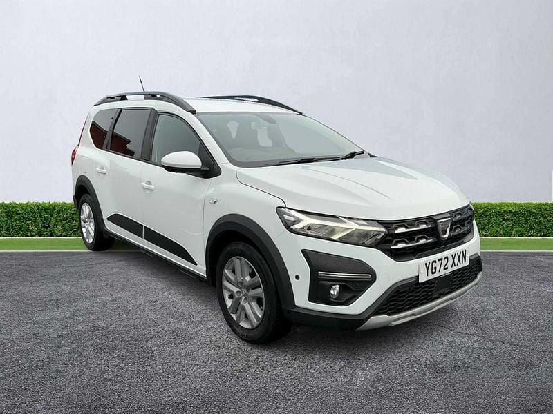 Used Dacia Jogger Comfort 110 HP (80 kW) 2022 White MPV
