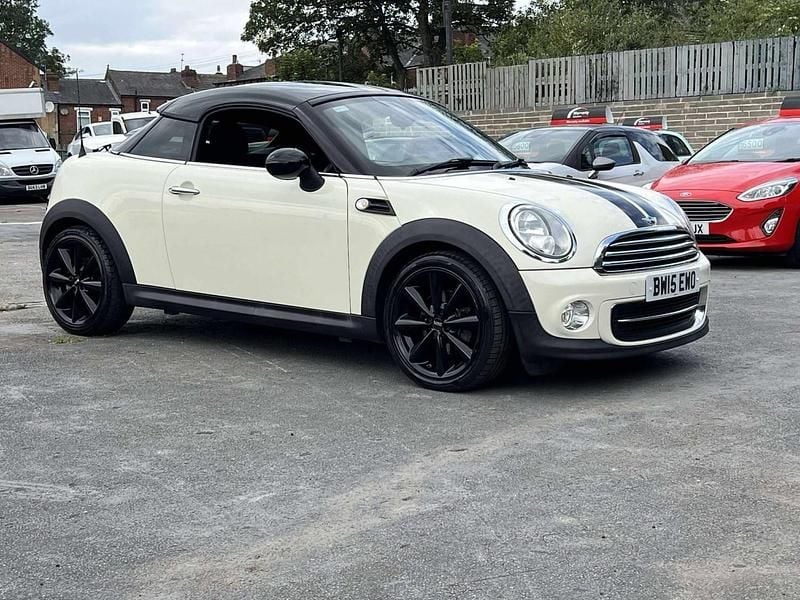 White Used 2015 Mini Cooper Coupé Coupe | £6,650 (Fair price) - Image 1/4