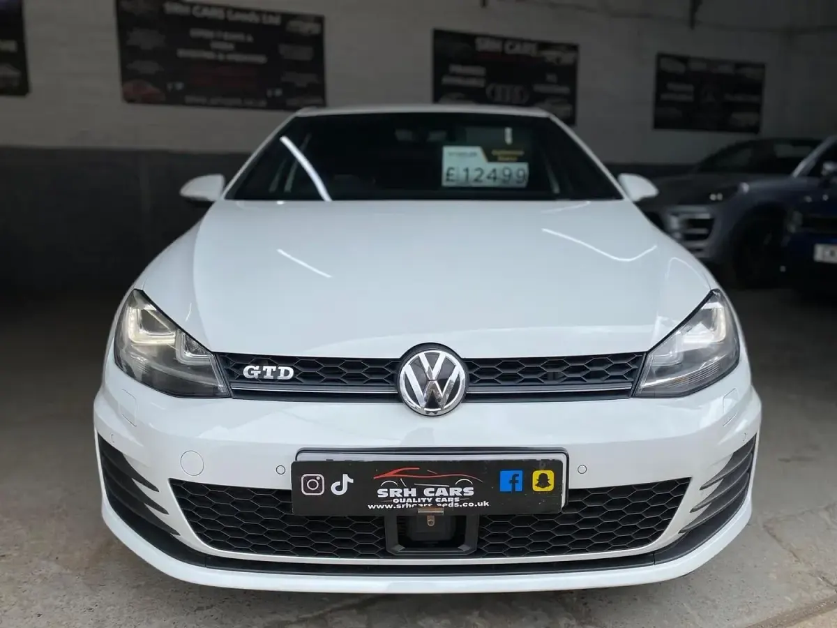Used VW Golf VII GTD 2017 White Hatchback